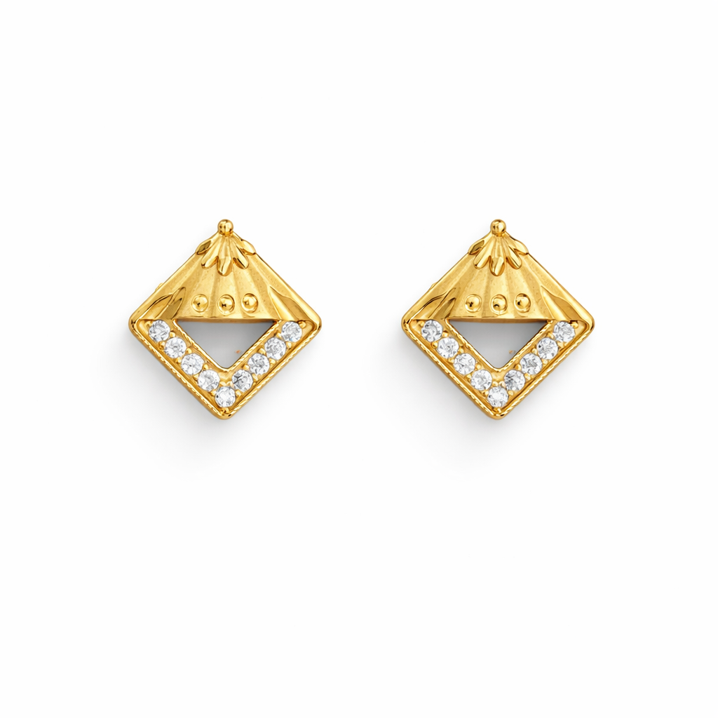 Modern Triangle Gold Stud Earrings Main image