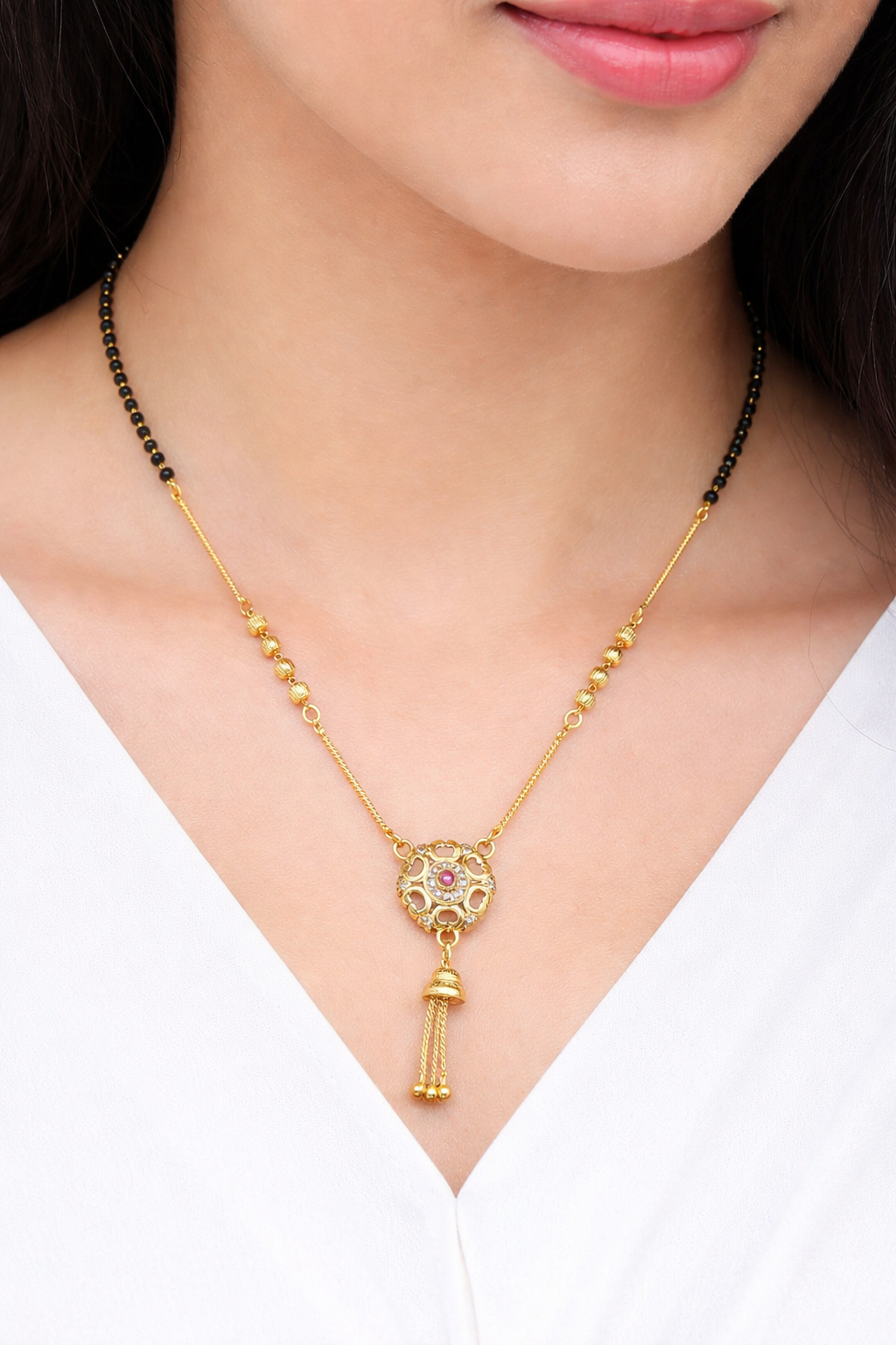 Elegant Floral Drop Mangalsutra Necklace Secondary image