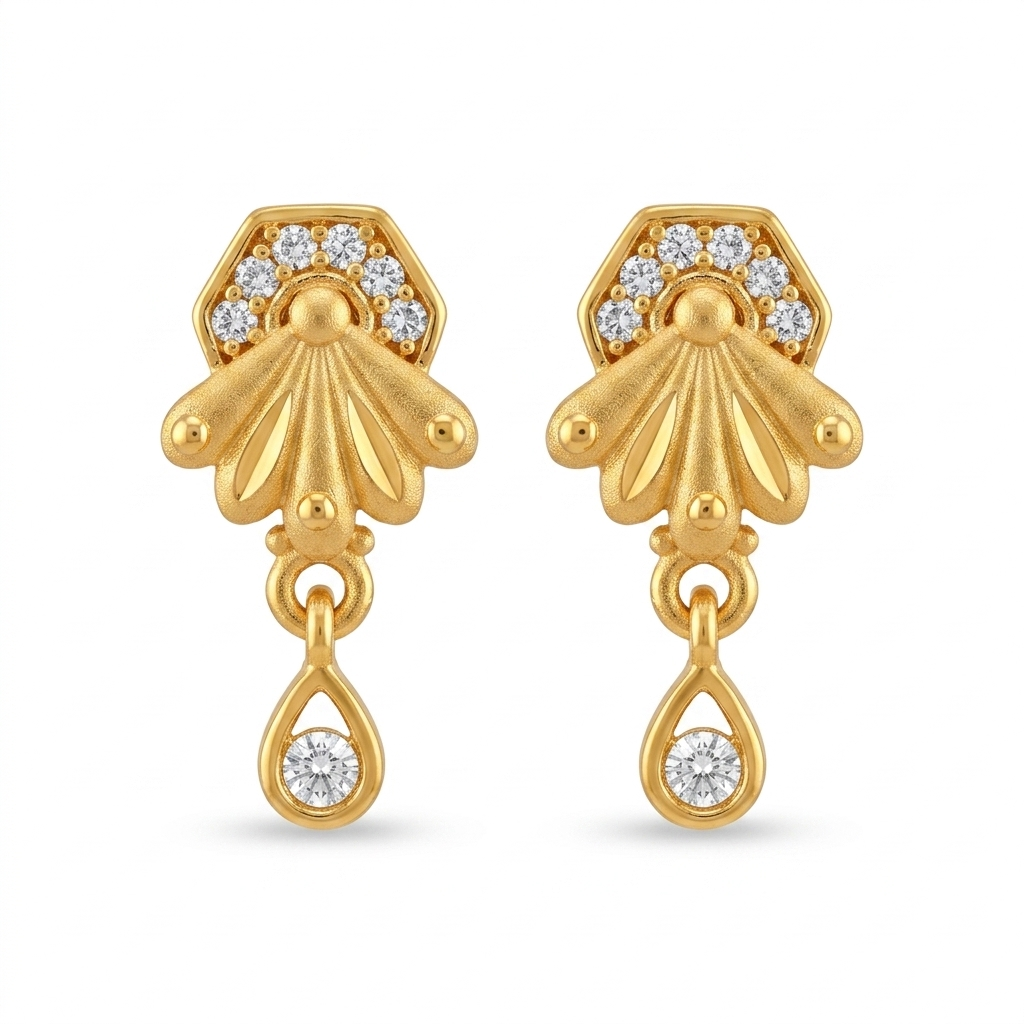 Elegant Drop Floral Gold Earrings Main image