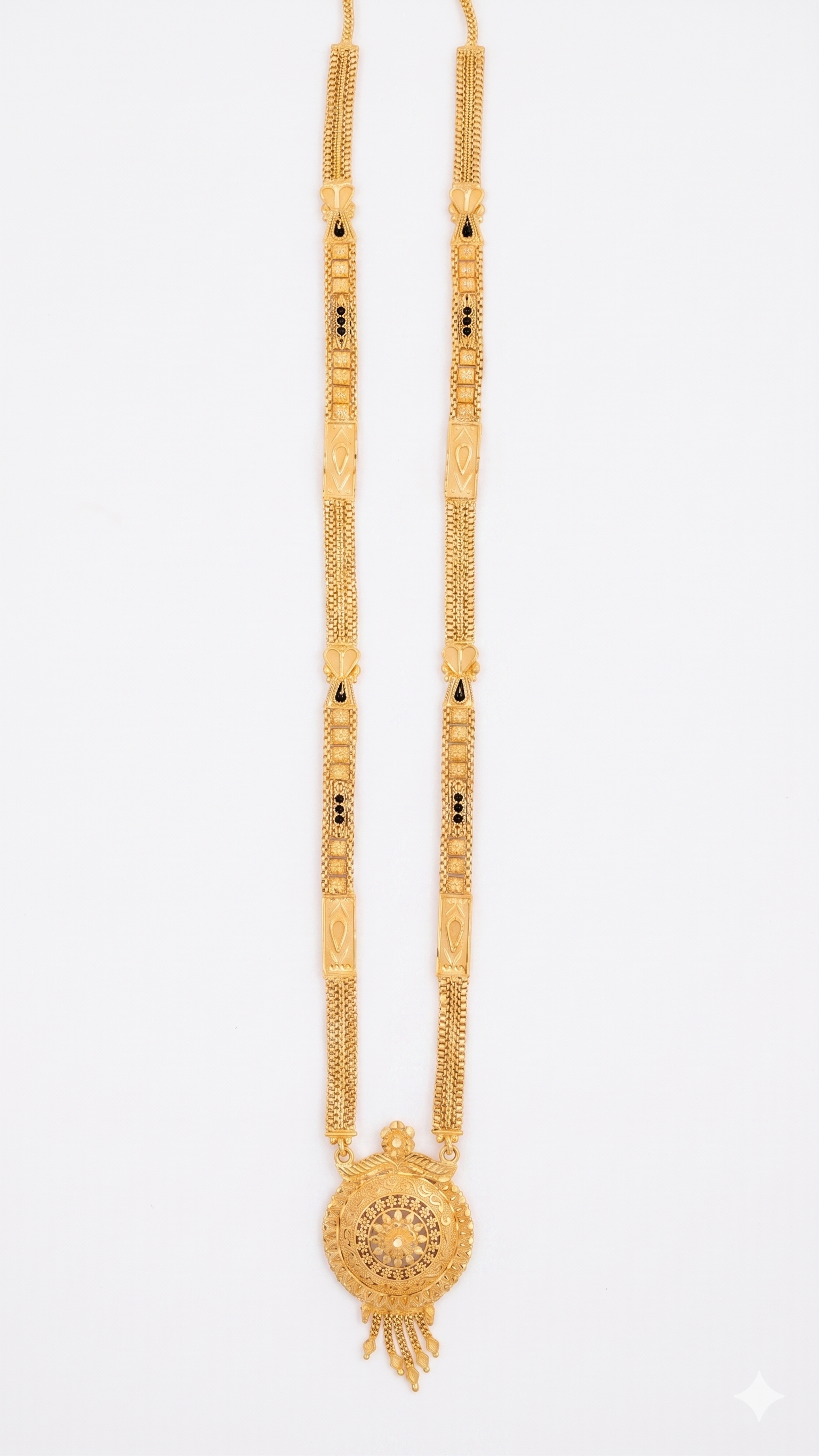 Royal Temple Heritage Pendant Necklace Main image