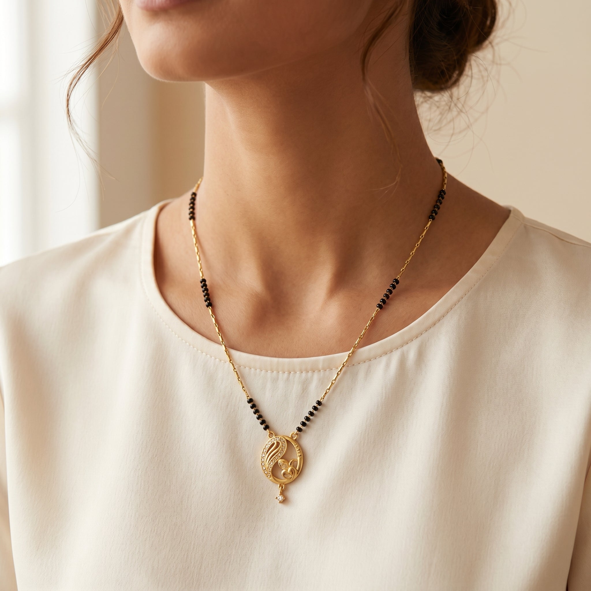 Aarohi Swirl Mangalsutra