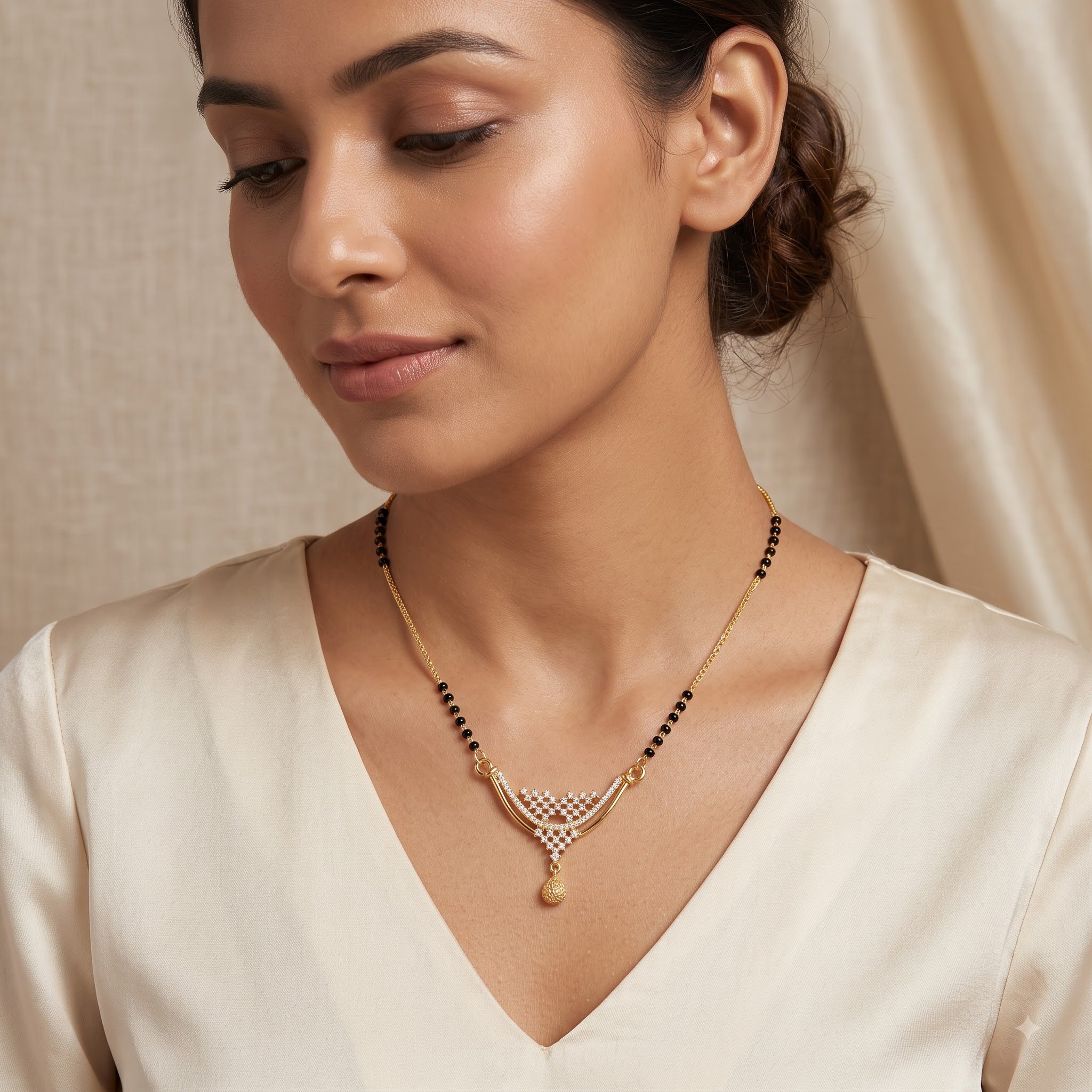 Latika Grace Mangalsutra Secondary image