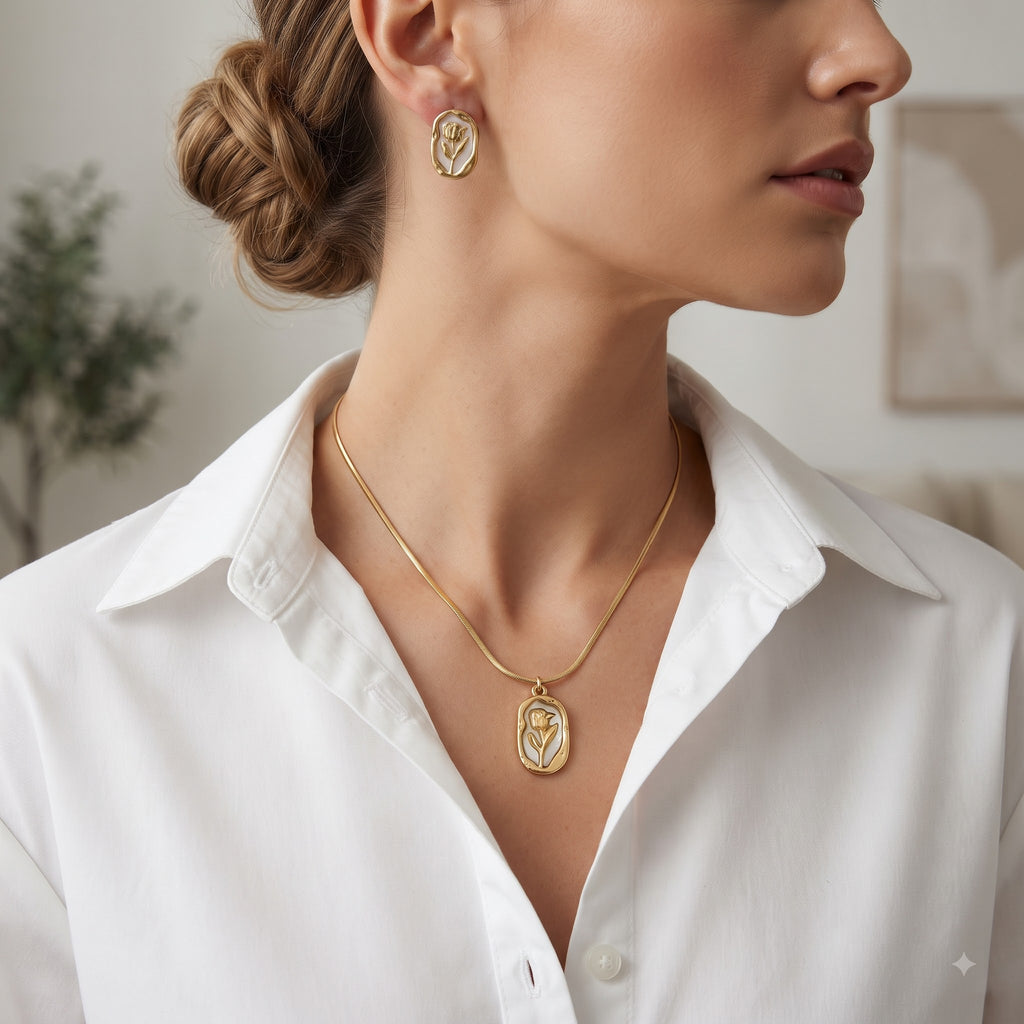 Golden Rose Elegance Necklace Set