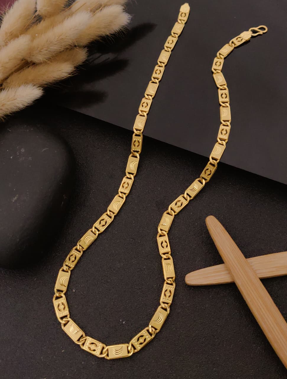 Aurex Monarch Chain