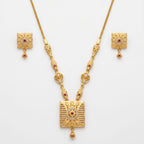 Royal Sunburst Necklace