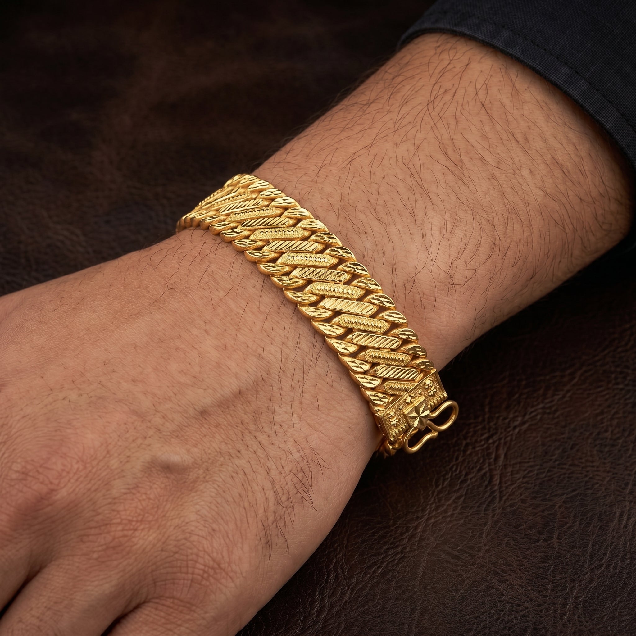 Majestic Crown Link Bracelet Secondary image