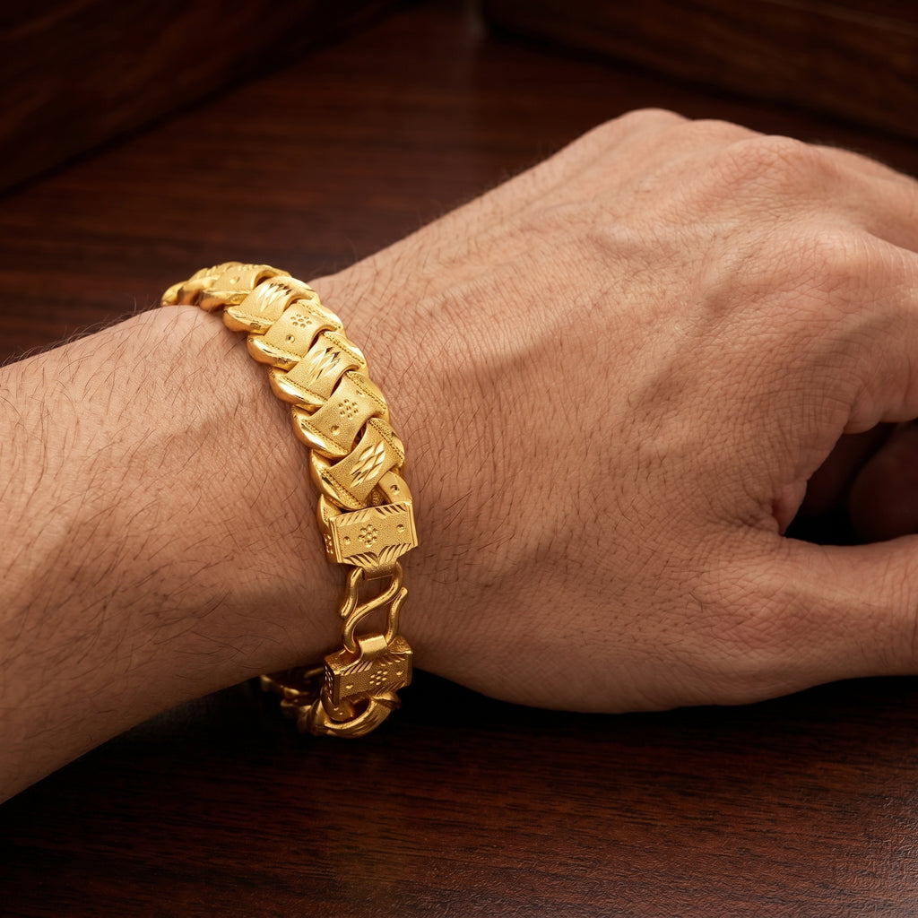 Royal Valor Link Bracelet