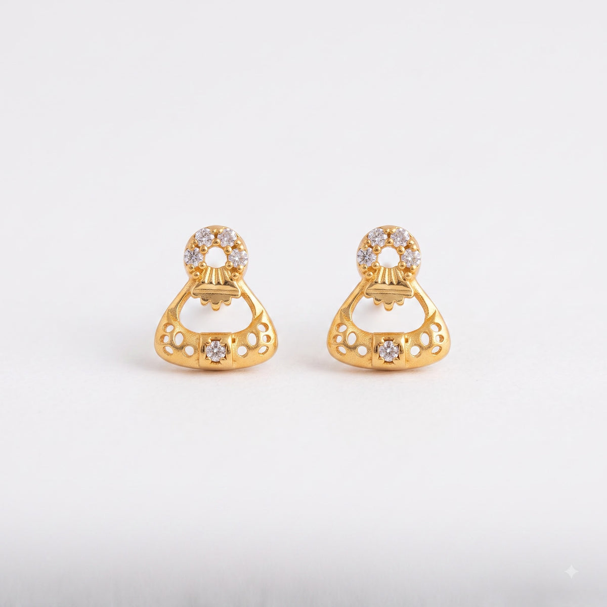Prism Arc Diamond Stud Earrings Main image