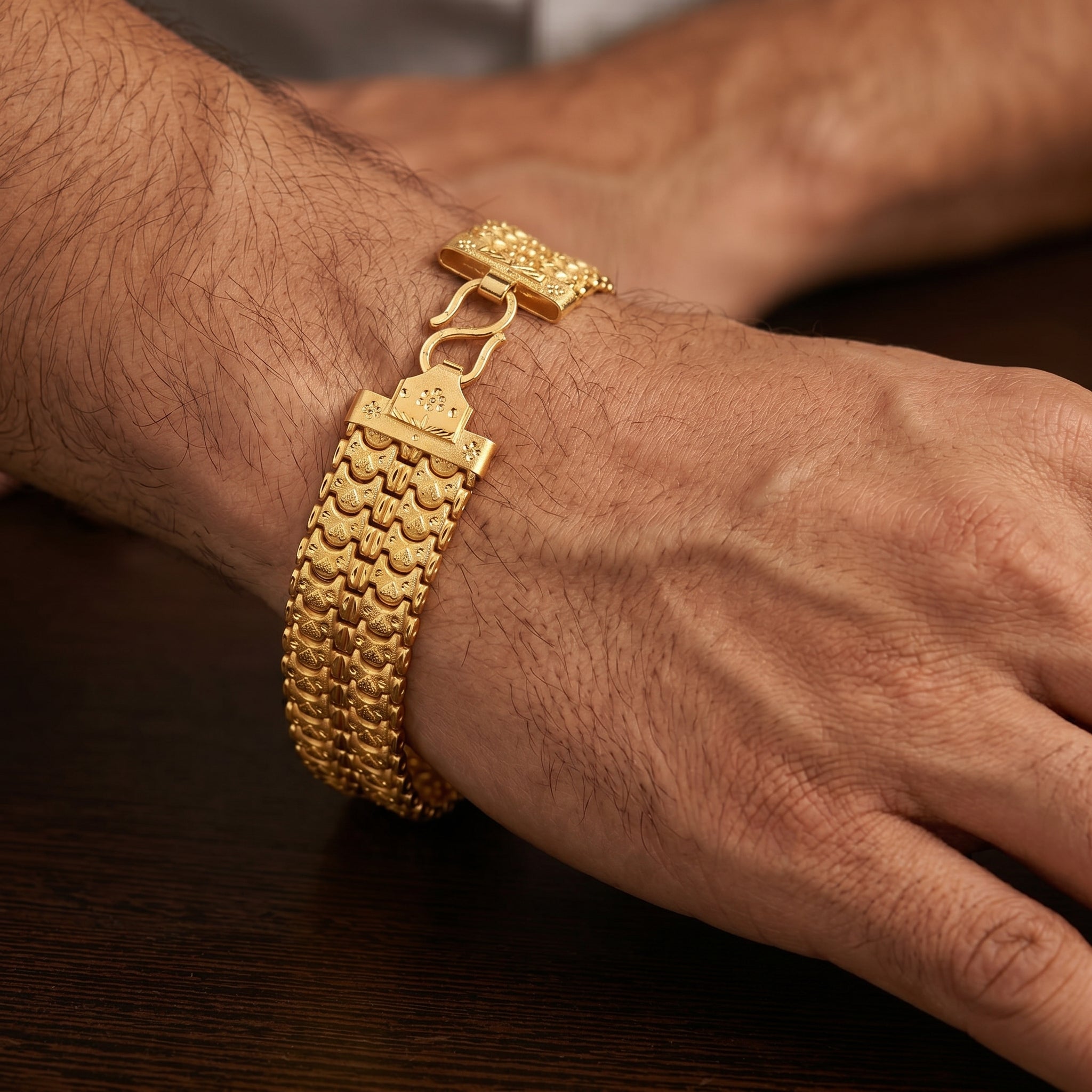 Veeraj Mens Bracelate