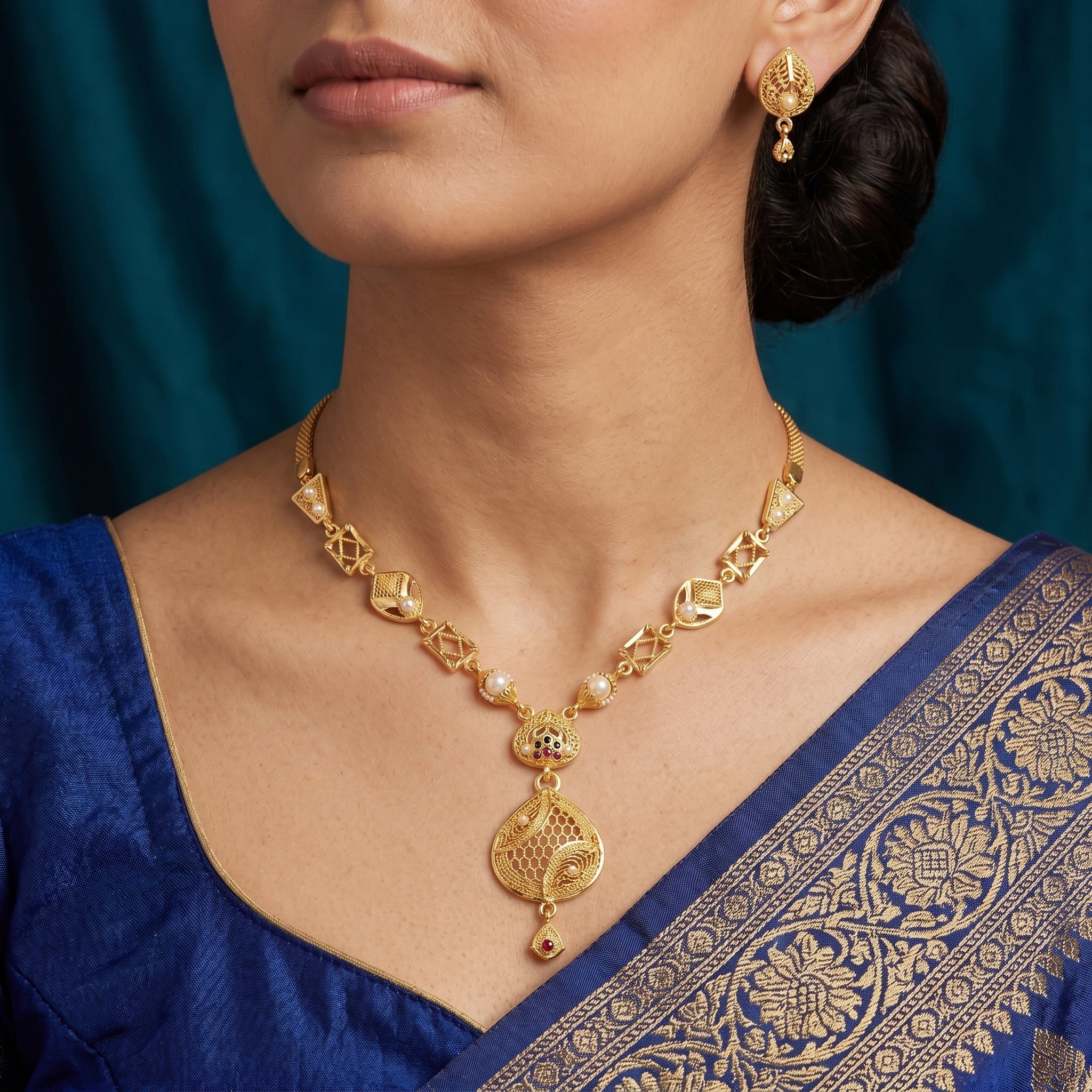 Pearl & Filigree Teardrop Pendant Necklace
