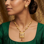 Royal Sunburst Necklace